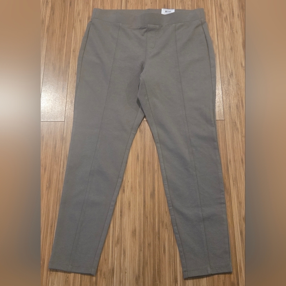 NWT Style & Co Stretch Ponte Chinos in Tan